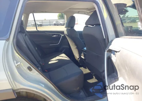 2021 Toyota Rav4 Xle z USA, uszkodzony, nr VIN 2T3P1RFV4MW224120